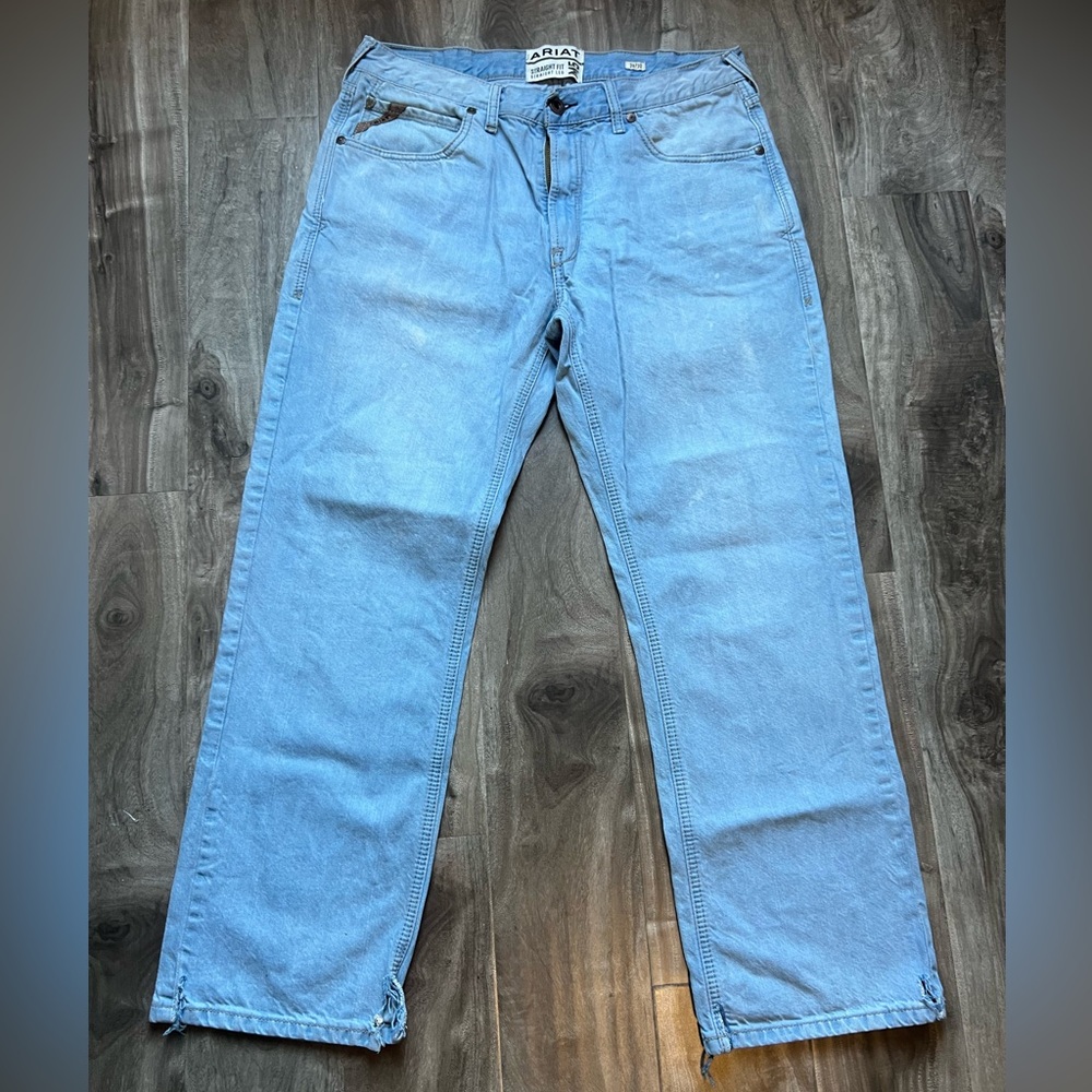 Ariat Light Blue Relaxed Men's Jeans size 36x30